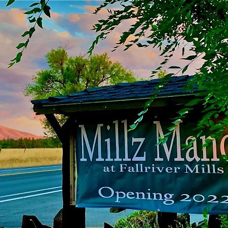 Hotel Millz Manor Fall River Mills Esterno foto