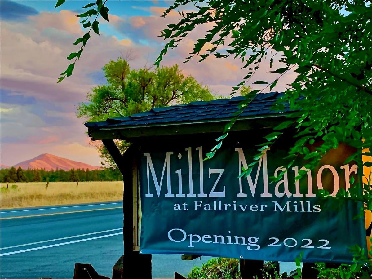 Hotel Millz Manor Fall River Mills Esterno foto